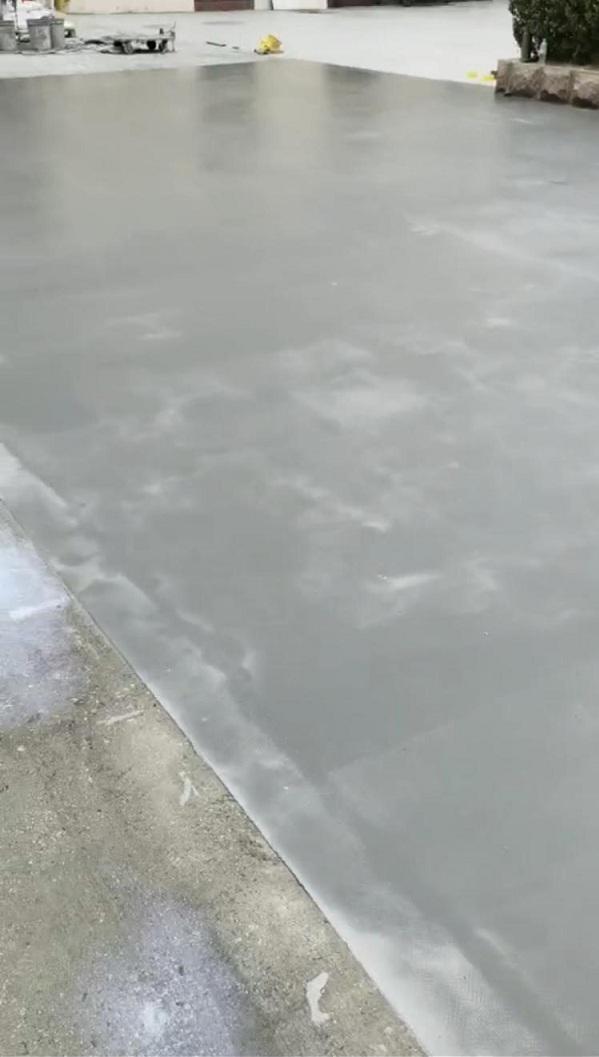 泰安光彩大市场道路修补